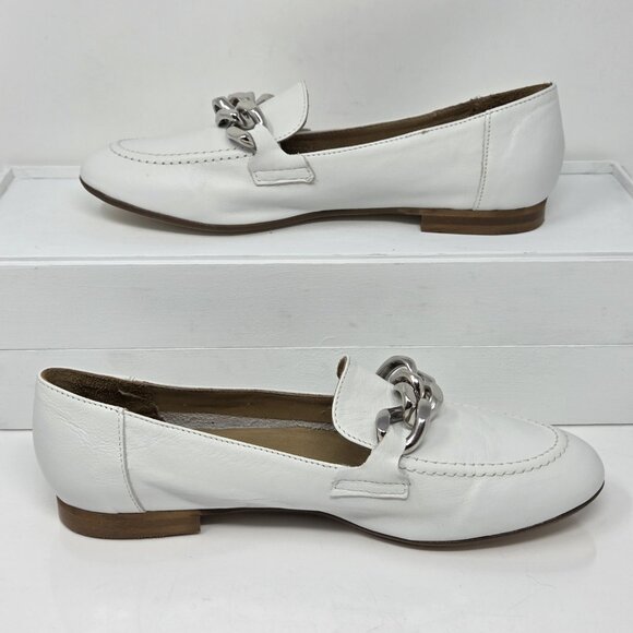 Donald Pliner Womens 8 Loafers Nolin Leather White Chain Rich Mom Luxury Preppy - Picture 2 of 8